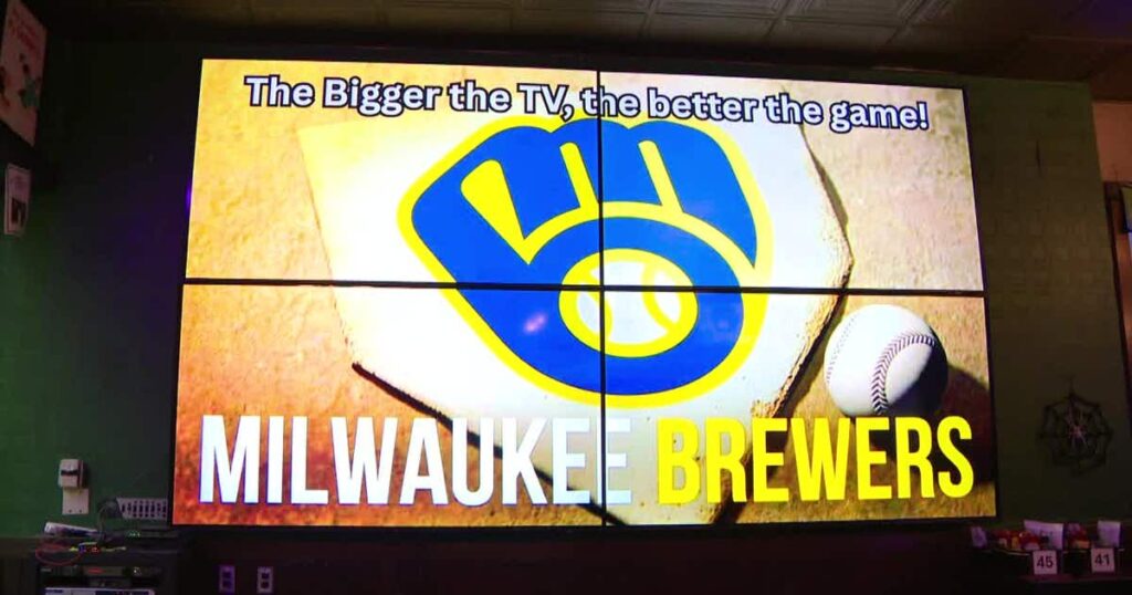 Brewers NLCS: Milwaukee businesses prepare for rush of fans