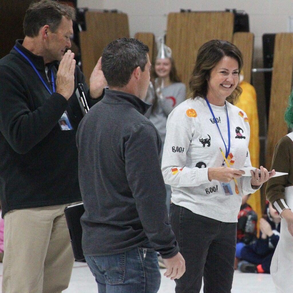 Costume contest brings Halloween spirit to Sagle Elementary