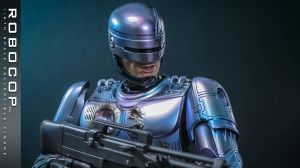 This New RoboCop Figure Has Interchangeable Battle Armor