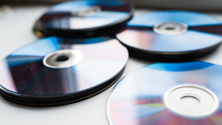 Several discs/CDs on top of each other