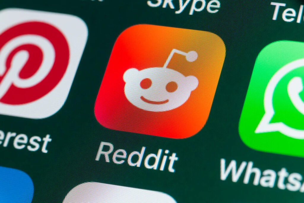 Reddit, Pinterest, and Roblox stocks tank after Q3 earnings Reddit, Pinterest, and Roblox stocks tank after Q3 earnings