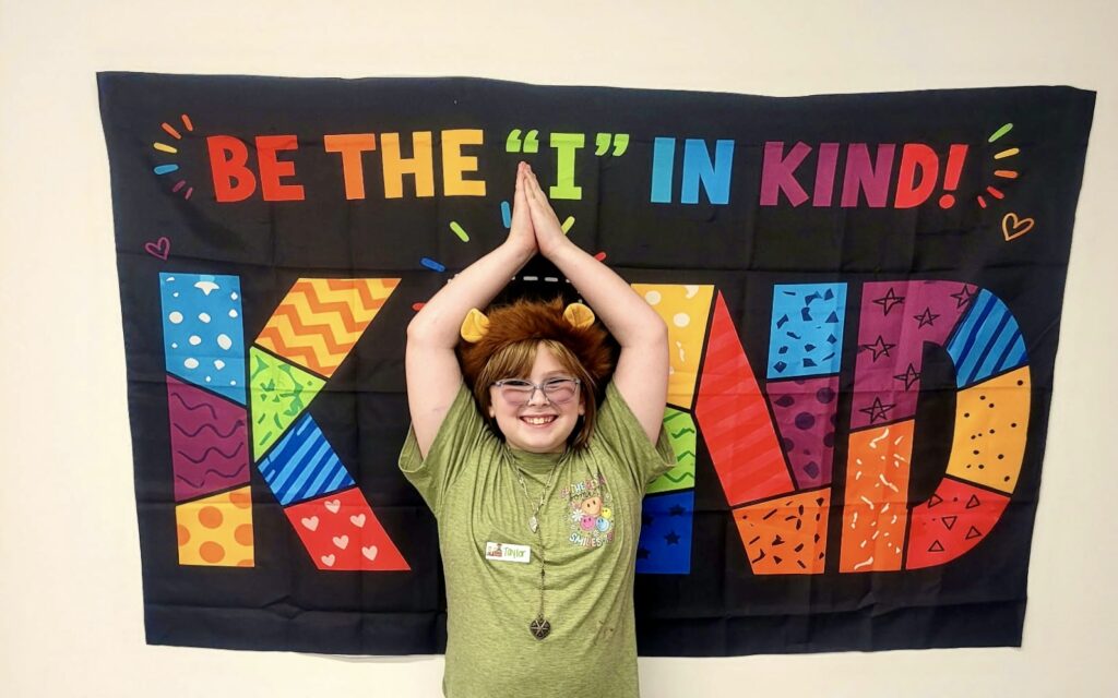 Massapequa girl cracks top 10 in contest to become real comic book superhero Massapequa girl cracks top 10 in contest to become real comic book superhero