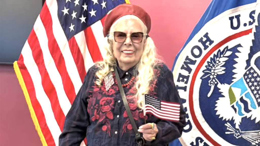 Canadian singer Joni Mitchell officially becomes American citizen after 62