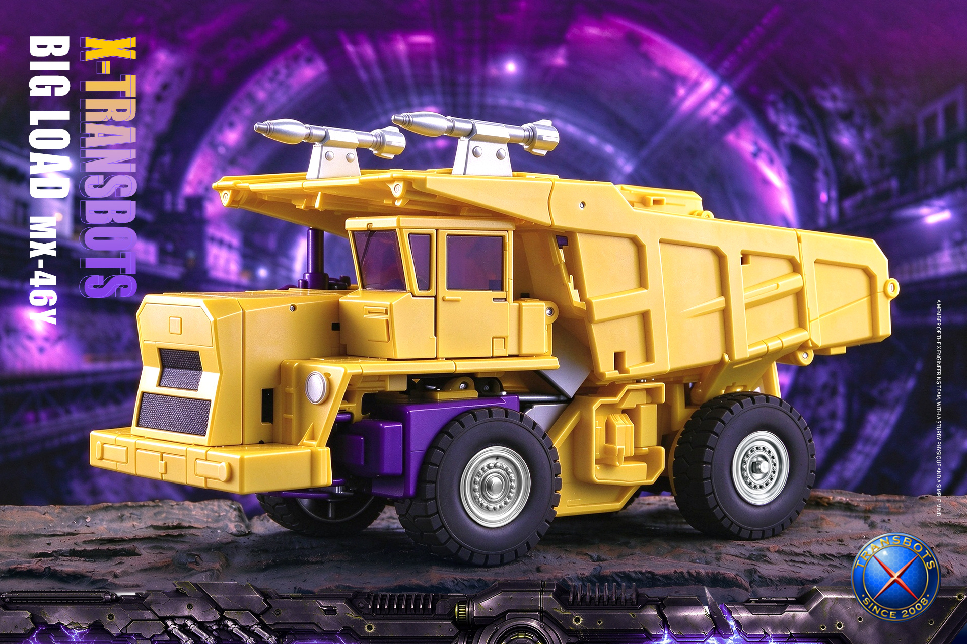 X-Transbots MasterX MX-46Y Big Load (MP G2 Long Haul) In-Hand Images